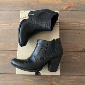 Born On Concept Harper Booties in Black 7.5 M/W